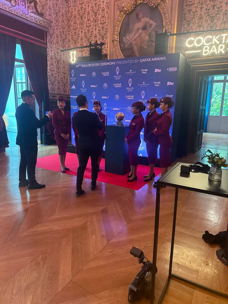 Espace d’accueil et d’hospitalité lors de la cérémonie du Ballon d’Or 2025